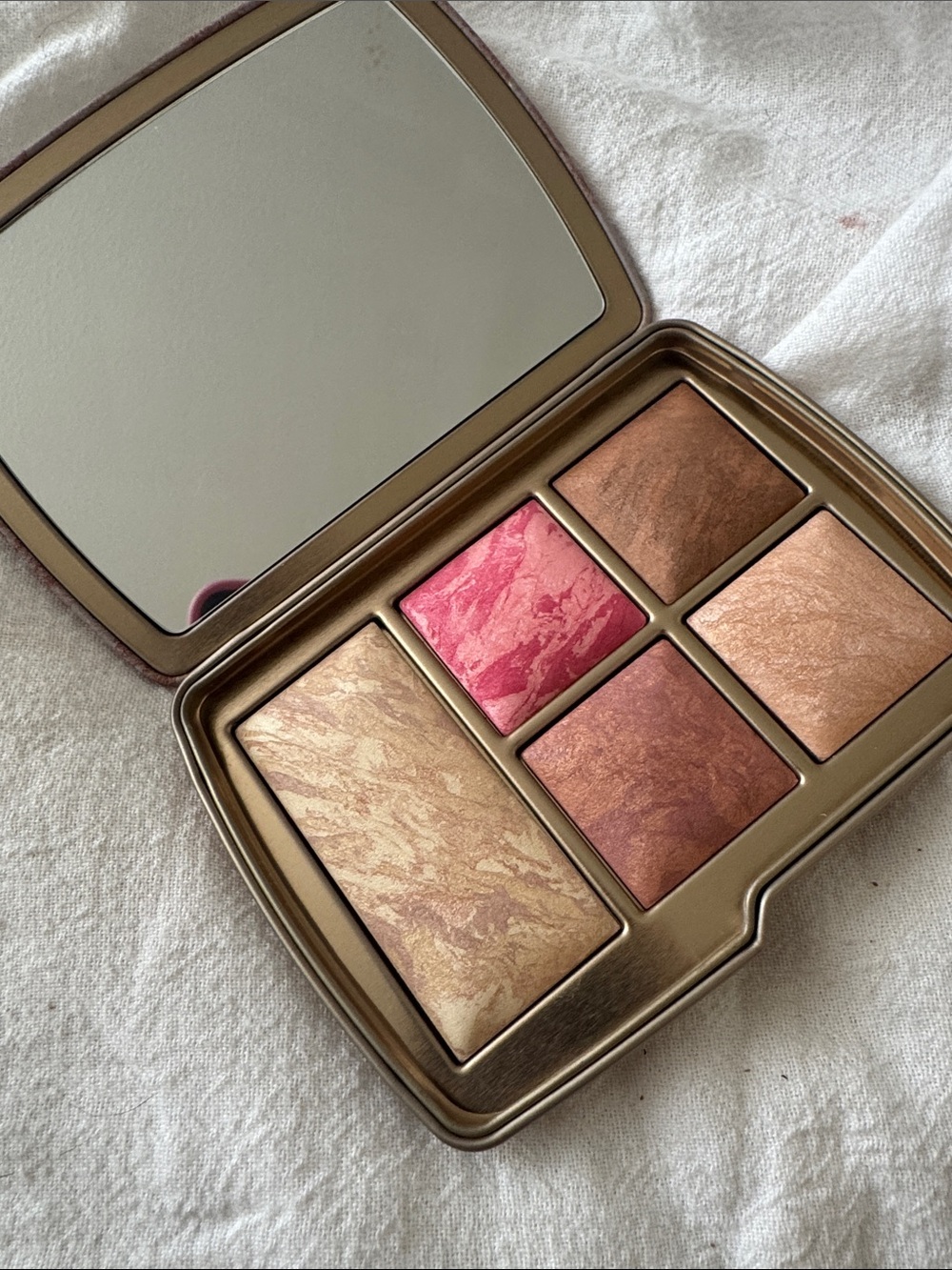 Hourglass Ambient Lighting Edit - Universe RARE LIMITED EDITION